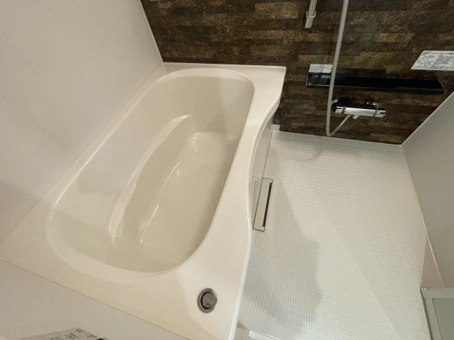 フォレットおおたかの浴室