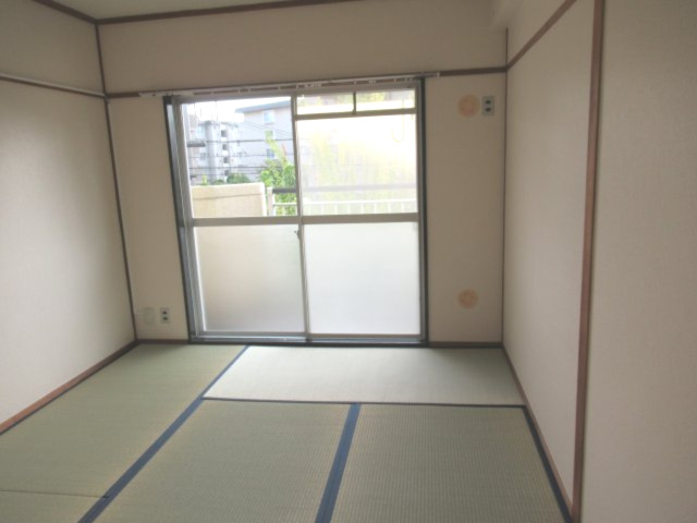 兵庫県公社　播磨城ノ宮３号棟のその他|和室です