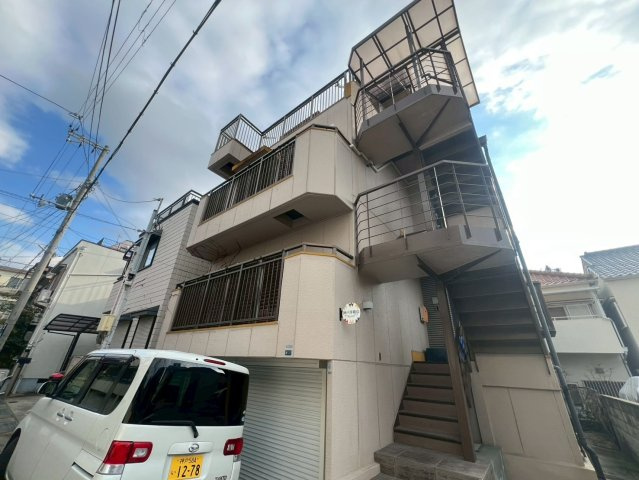 板宿北マンションの外観