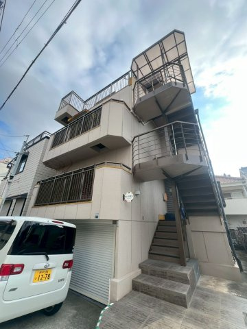 板宿北マンションの外観