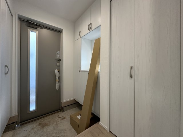 明石市二見町東二見新築戸建D号棟の玄関