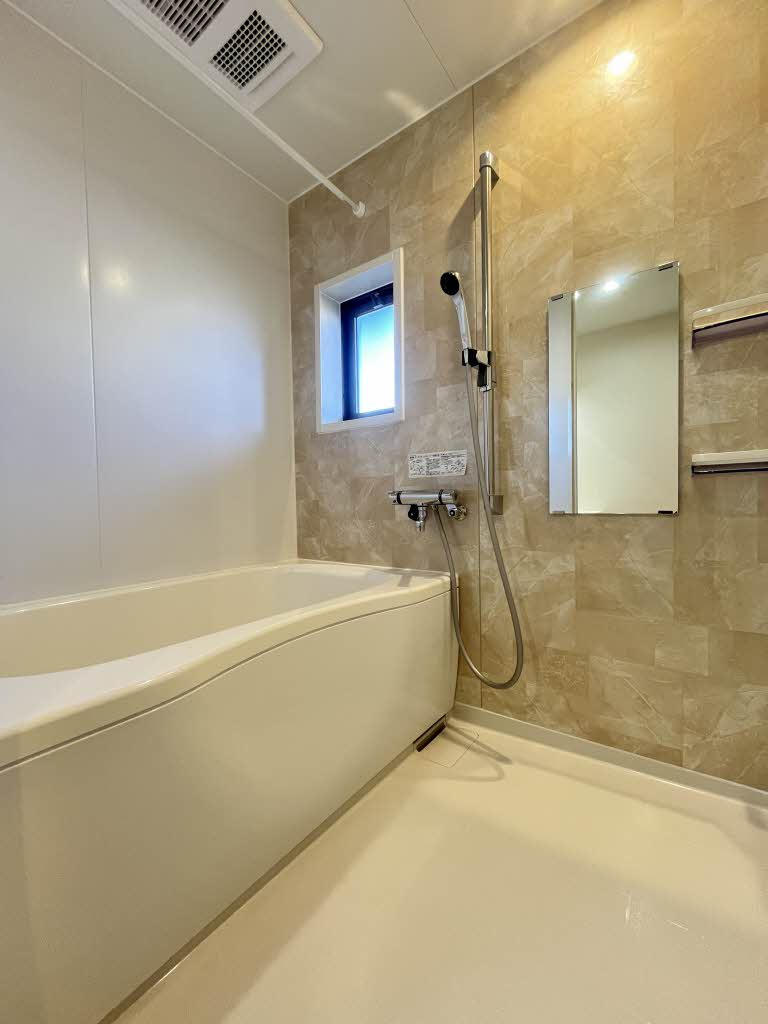 レジデンス幸　Ａ棟の浴室