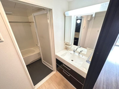 【独立洗面台】 | Green Hills 和