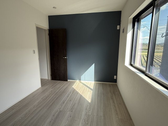 二丈上深江　新築戸建　６棟現場の洋室|洋室８帖