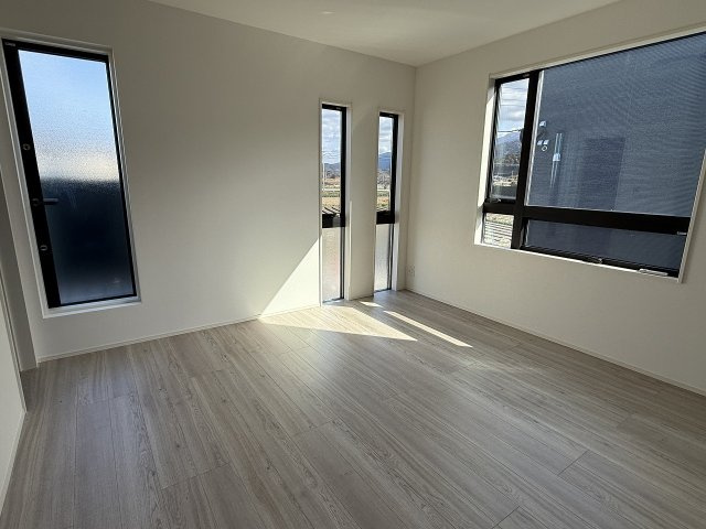 二丈上深江　新築戸建　６棟現場の洋室|洋室６帖南