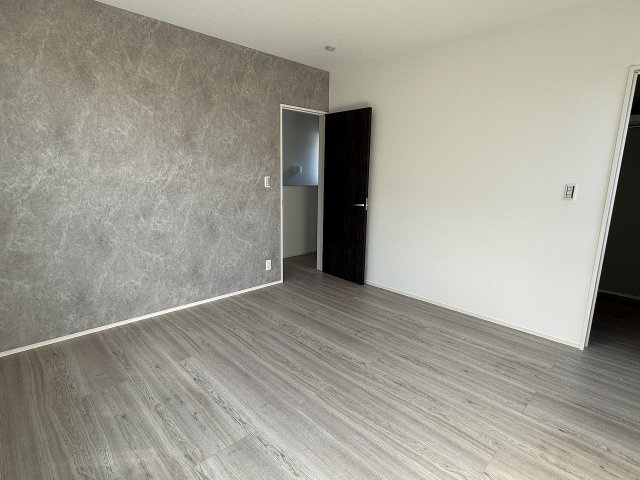 二丈上深江　新築戸建　６棟現場の洋室|洋室６帖南