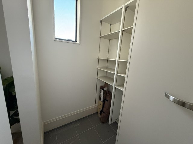 二丈上深江　新築戸建　６棟現場の収納|シューズインクローク