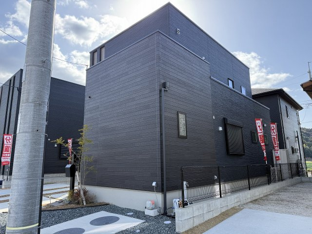 二丈上深江　新築戸建　６棟現場の外観