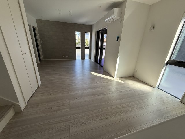 二丈上深江　新築戸建　６棟現場の居間・リビング|LDK18.5帖