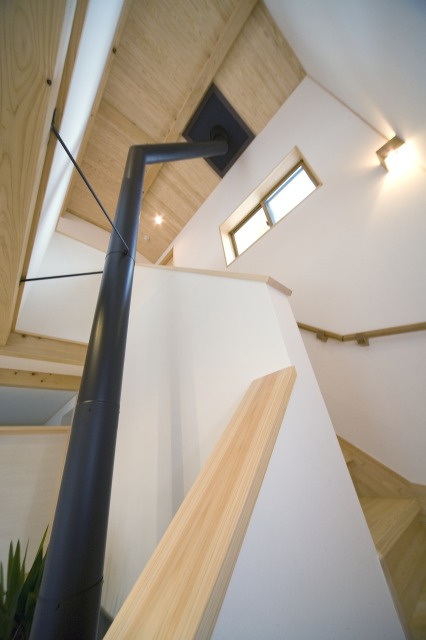 富士市松岡　中古住宅の居間・リビング