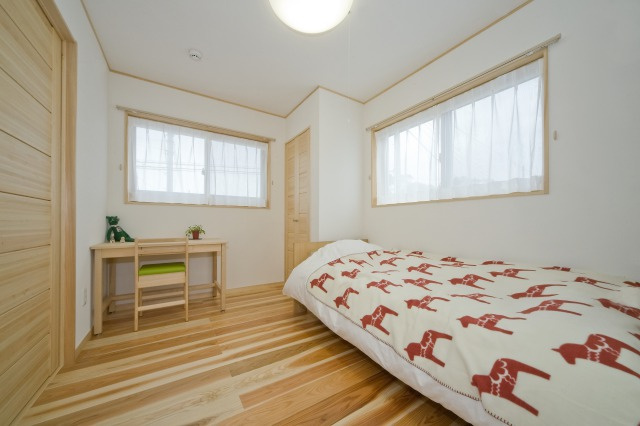 富士市松岡　中古住宅の洋室