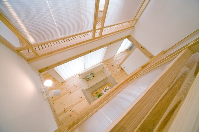 富士市松岡　中古住宅の居間・リビング