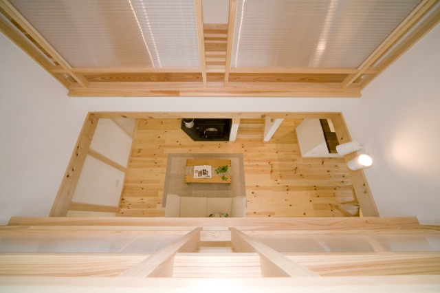 富士市松岡　中古住宅の居間・リビング