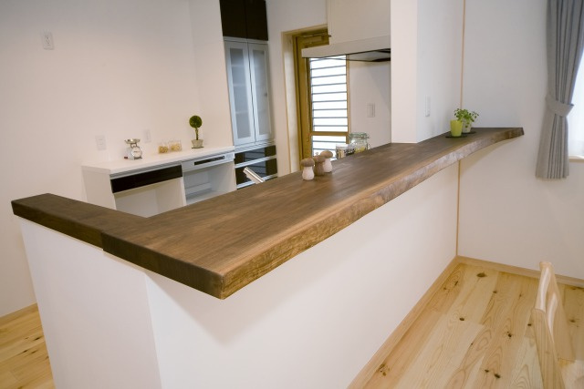 富士市松岡　中古住宅のキッチン