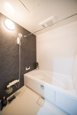 葵区エリア！ 小中学校まで近い好立地の新築分譲住宅の浴室