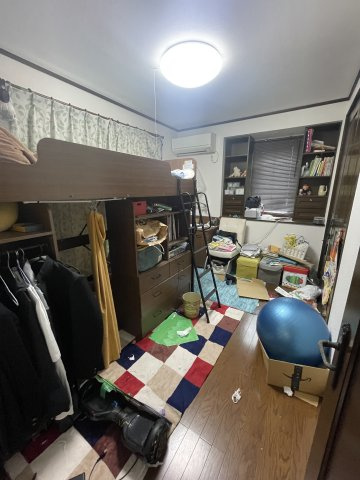 静岡市清水区山切　中古戸建の洋室|使い勝手のいい洋室です