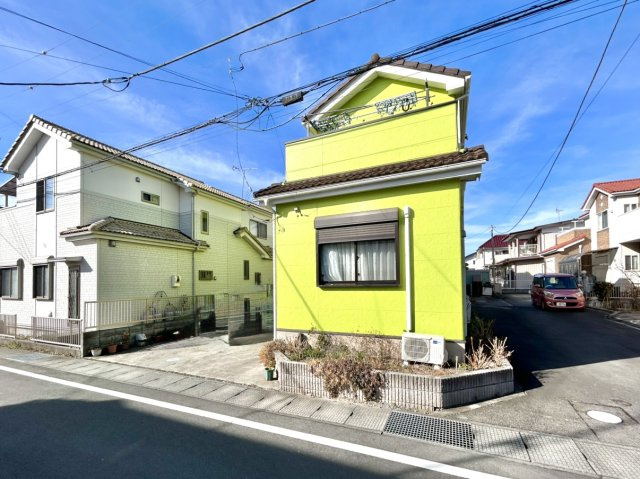 【中古戸建】高崎市菅谷町の外観|■外観｜特徴のある個性的な住まいと美しい街並み、そして住みやすい環境を、ぜひ現地でご覧になりませんか。お気軽にお問合せください(^^)  
