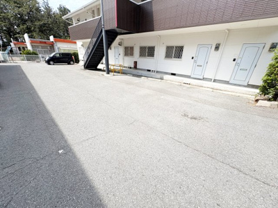 【駐車場】 | パインウッドヴィレッジ６号棟