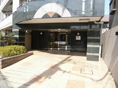 【エントランス】 | グランウインド府中武蔵野台 | 2駅2路線利用できます。