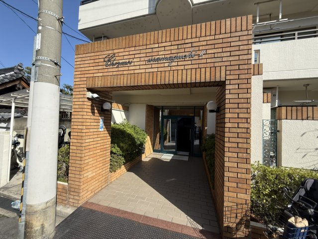 シェモア鞍馬口Ⅱのエントランス