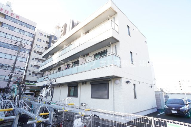 フラットフィールドの外観