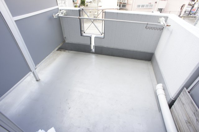 シティホームズ富雄駅前のバルコニー