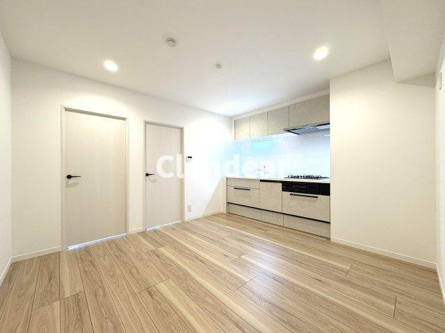 竹ノ塚ハイリビングの洋室|ドキドキの新生活も、安心してスタート。ぴったりの住まいを見つけませんか？クランディアが一緒に住まい選びをサポートします‼　まずは、お気軽にお問合せください　＃クランディア