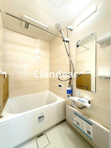 竹ノ塚ハイリビングの浴室|ドキドキの新生活も、安心してスタート。ぴったりの住まいを見つけませんか？クランディアが一緒に住まい選びをサポートします‼　まずは、お気軽にお問合せください　＃クランディア