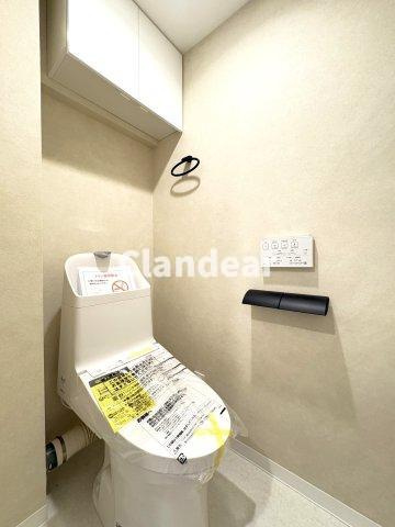 竹ノ塚ハイリビングのトイレ|ドキドキの新生活も、安心してスタート。ぴったりの住まいを見つけませんか？クランディアが一緒に住まい選びをサポートします‼　まずは、お気軽にお問合せください　＃クランディア