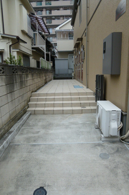 Third Branchのエントランス|★玄関までのアプローチ★