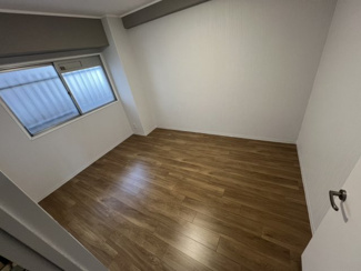 【洋室】 | シャトー第２八戸の里