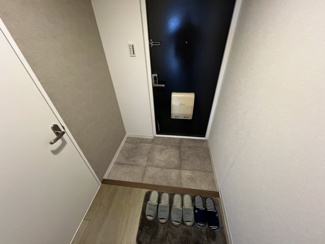 【玄関】 | シャトー第２八戸の里