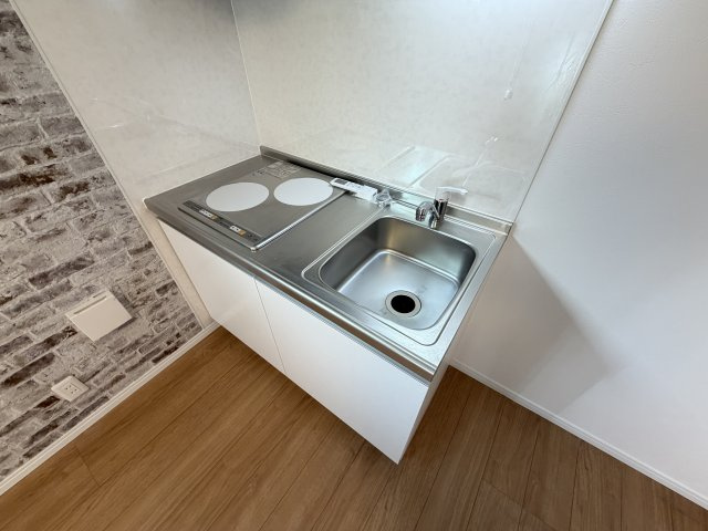 S-Court千葉寺のキッチン|ＩＨコンロ付きキッチンです