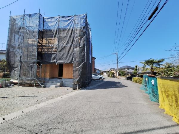 田原第1-1号棟の前面道路含む現地写真|前面道路含む現地(2026年2月撮影)