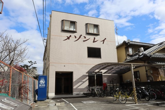 メゾンレイ天理