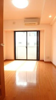 グランフォース九段の内装|南東向きで日当たり良好