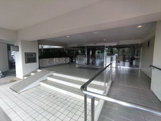 【エントランス】の画像