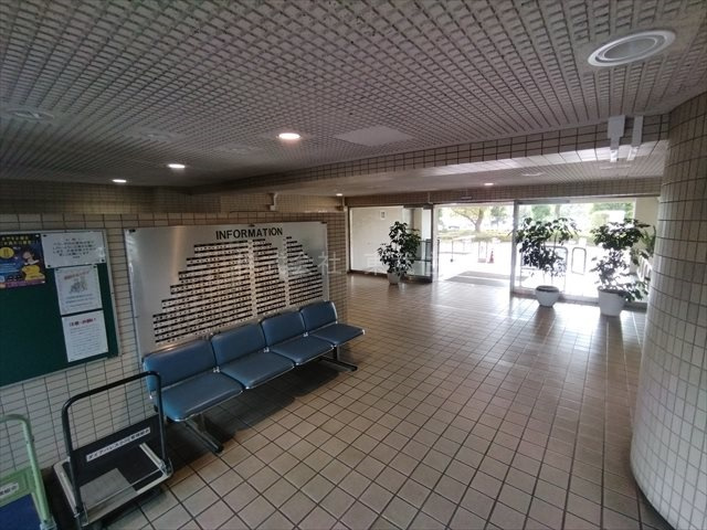 【ロビー】の画像