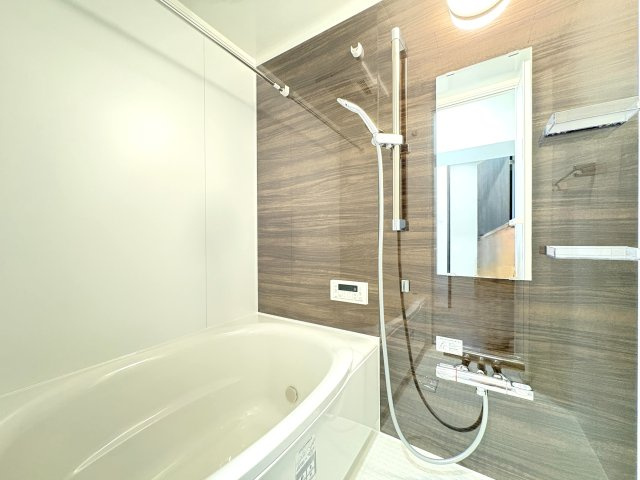 綾瀬ファイナンスの浴室|ドキドキの新生活も、安心してスタート。ぴったりの住まいを見つけませんか？クランディアが一緒に住まい選びをサポートします‼　まずは、お気軽にお問合せください　＃クランディア