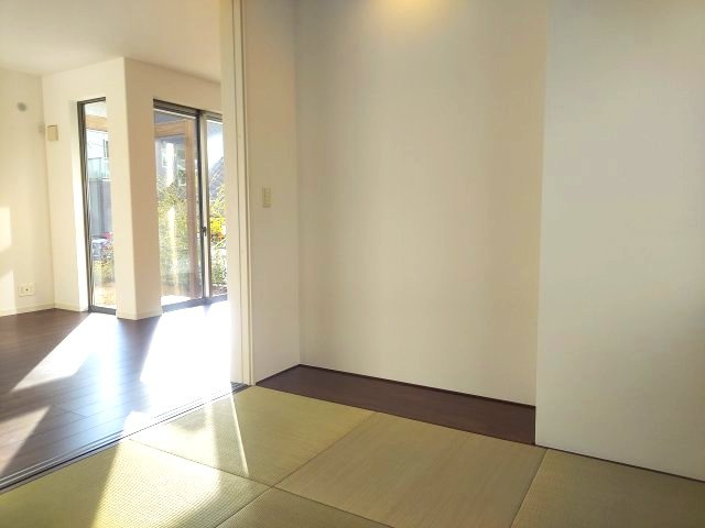 宝塚市山手台東5丁目一戸建の和室|1階和室約4.5帖