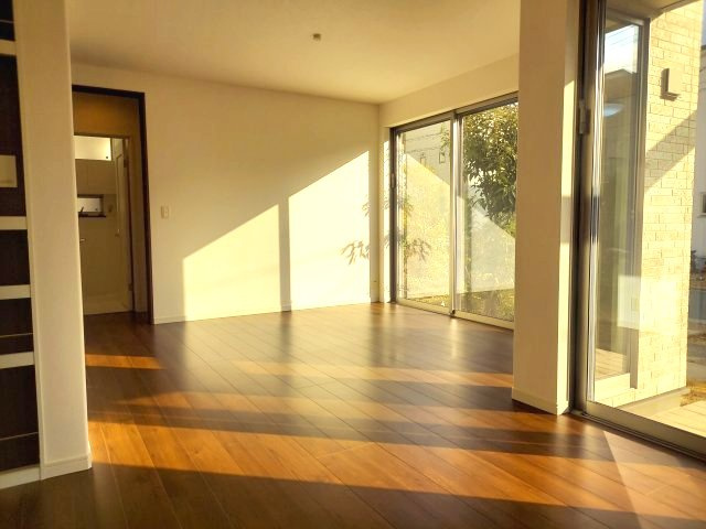 宝塚市山手台東5丁目一戸建の居間・リビング