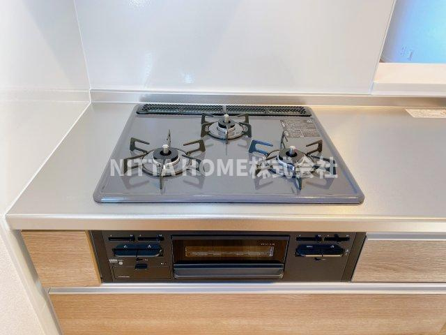 メゾン　ド　ソワのキッチン|3口ガスコンロ&グリル付き★