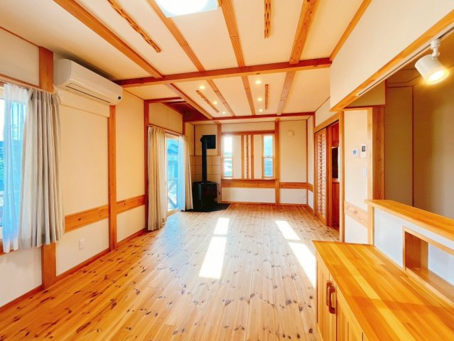 【居間・リビング】 | 藤岡市藤岡　中古住宅