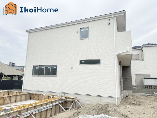 明石市日富美町1期　全7棟3号棟　新築戸建の前面道路含む現地写真|【ホームページに現地動画掲載中】●年中無休：当日予約可●前道路南側歩道もあり広く約14.8ｍ！