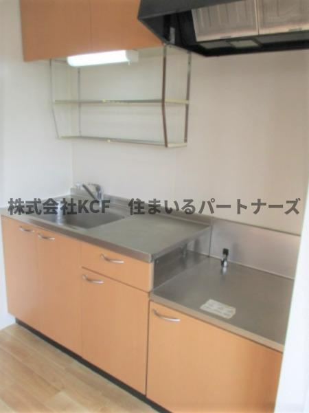 エトワールA棟のキッチン|コンパクトなキッチンで掃除もラクラク