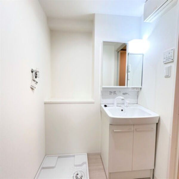 ゲートウェイ尾頭橋の洗面所