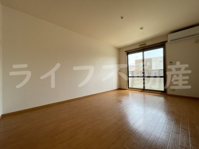 Grand Chariot Bの居間・リビング|ゆったりとしたリビングです