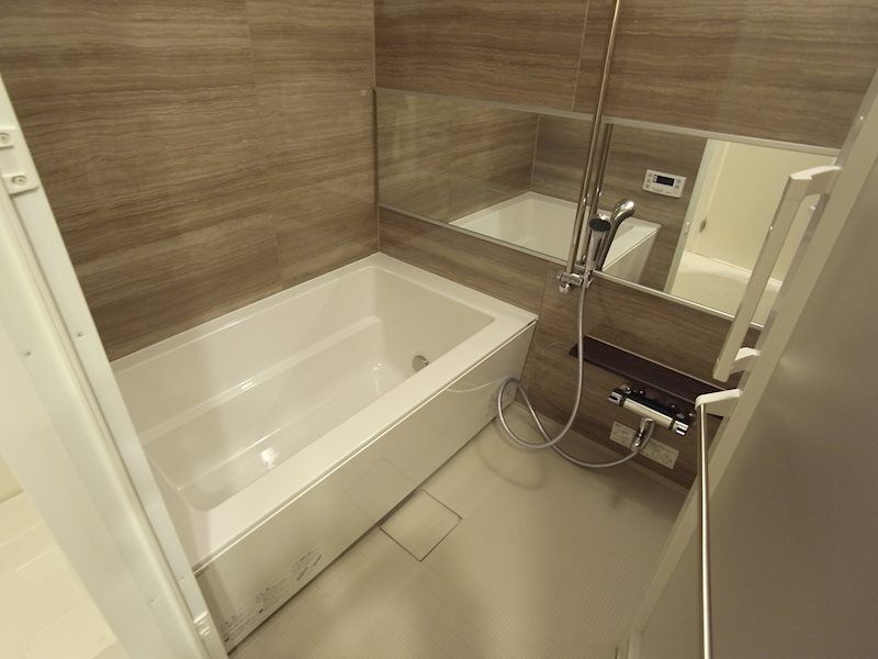 桜テラスの浴室