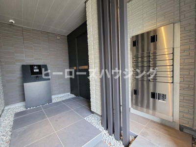 【エントランス】 | シャーメゾンクレストライフ