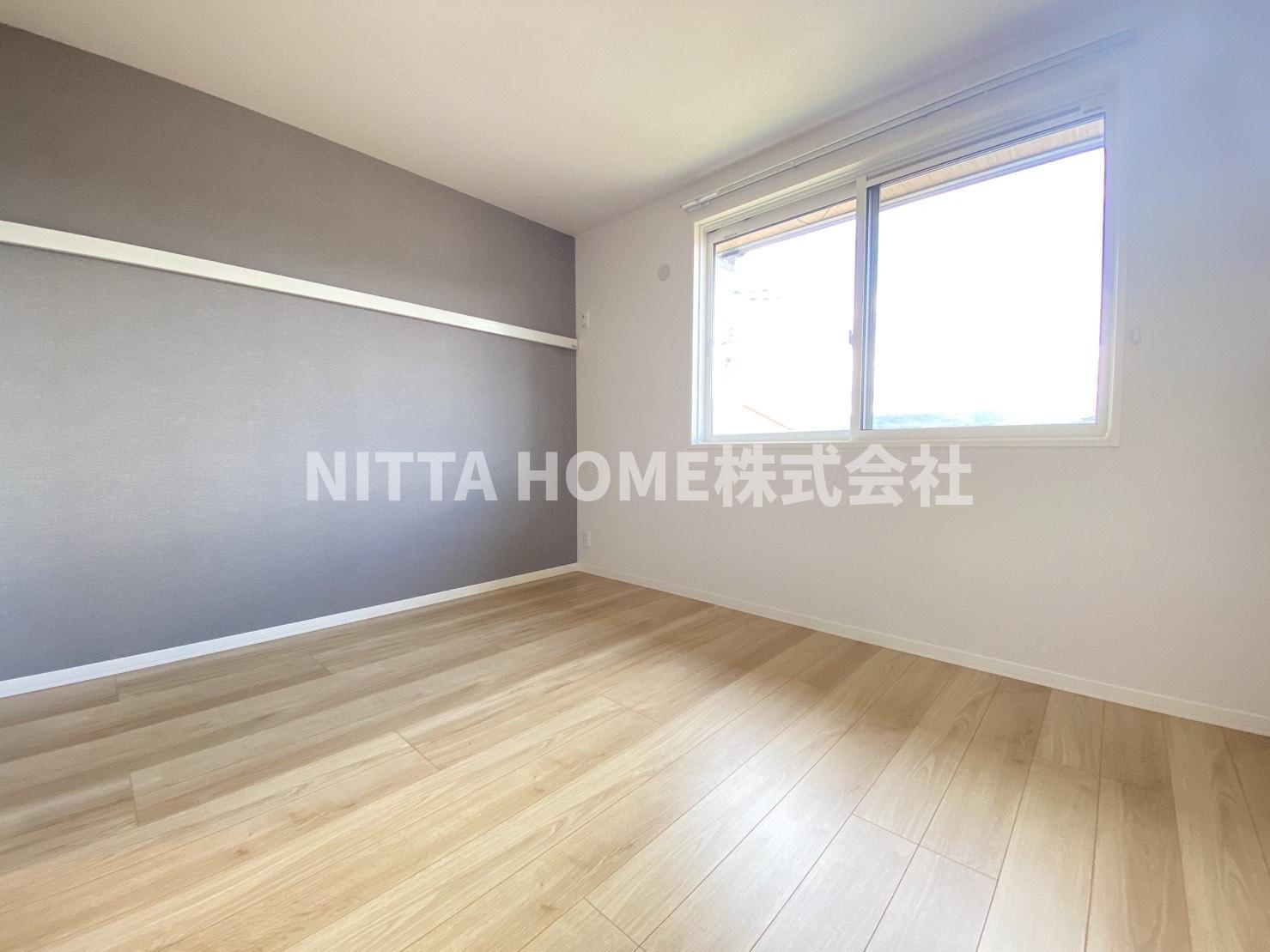 メゾンシュシュの内装|アクセントカラーのクロスがオシャレです◆